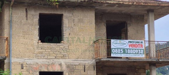 4 bedrooms Villa in Montoro, Italy No. 325555 3