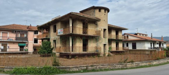 4 bedrooms Villa in Montoro, Italy No. 325555 8