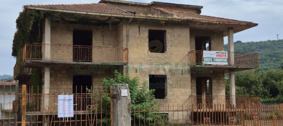 4 bedrooms Villa in Montoro, Italy No. 325555 5