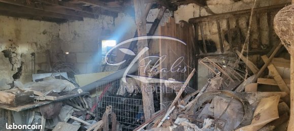 2 rooms House in Saint-Denis-de-Pile, France No. 290179 3