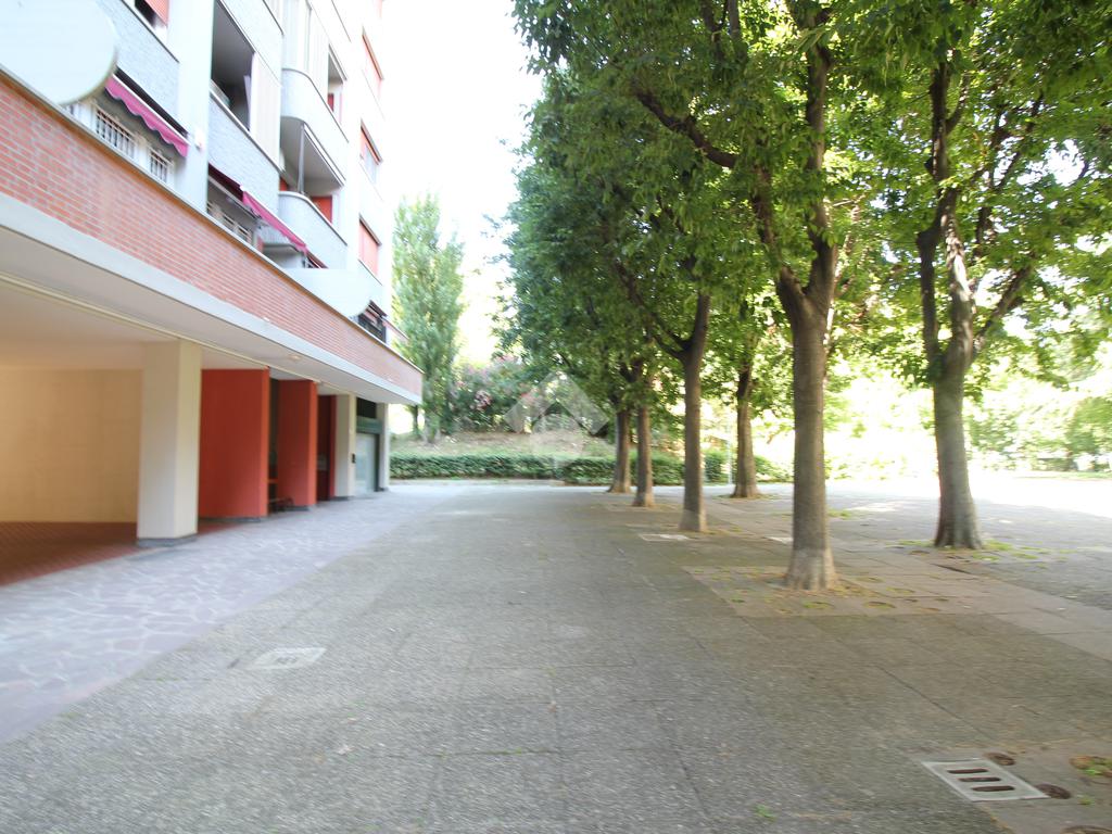 Apartamento de 2 dormitorios en Bologna, Italy No. 79842