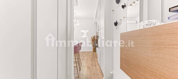 1 bedroom Apartment in Milan, Italy No. 332253 2