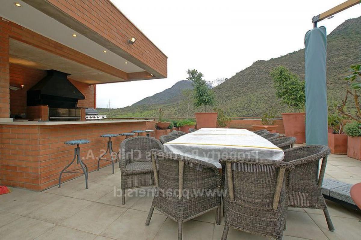 Apartamento de 6 dormitorios en Santiago, Chile No. 3810