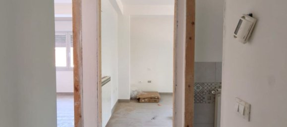 Квартира с 4 комнатами в Виллафранк ин Луниджана, Италия № 281606 16