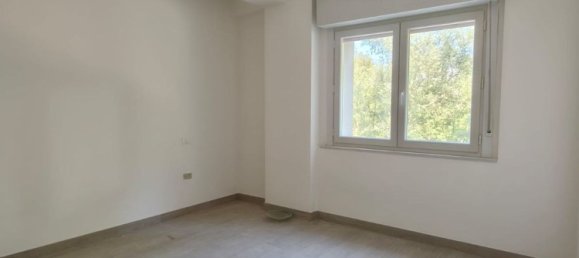 Квартира с 4 комнатами в Виллафранк ин Луниджана, Италия № 281606 10