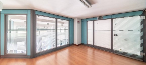 3-salle Bureau à Udine, Italy No. 169743 12