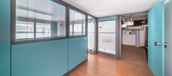 3-salle Bureau à Udine, Italy No. 169743 10