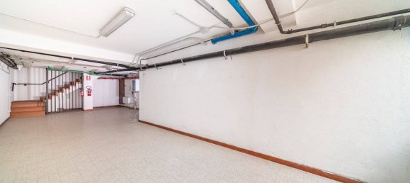 3-salle Bureau à Udine, Italy No. 169743 8