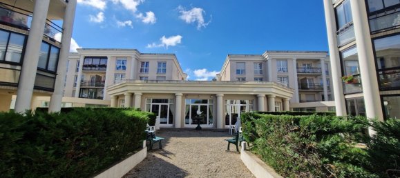 Estudio en Dijon, France No. 265525 4