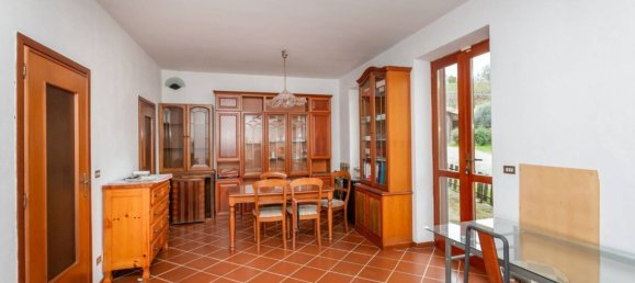 3 bedrooms Villa in Turin, Italy No. 312887 9
