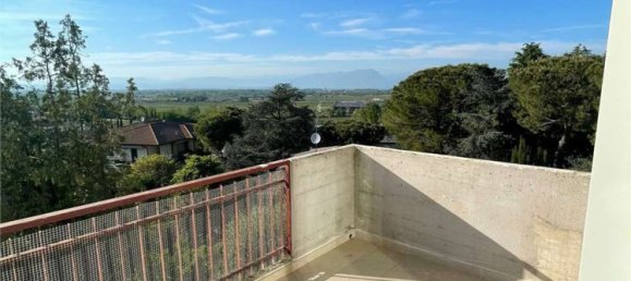 3 rooms Apartment in Peschiera del Garda, Italy No. 262429 6