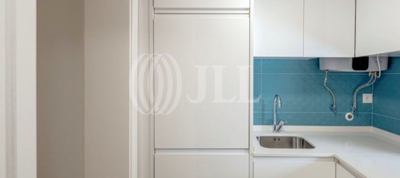 180m² Building in Lisbon, Portugal No. 139666 20