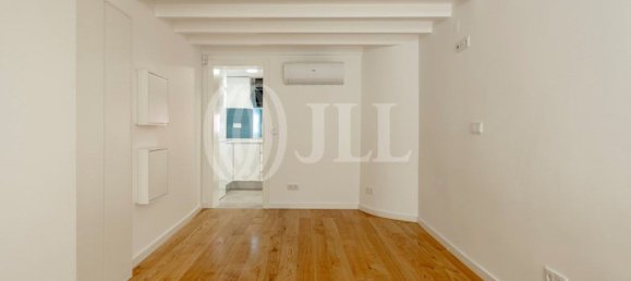 180m² Building in Lisbon, Portugal No. 139666 16