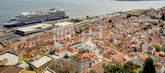 180m² Building in Lisbon, Portugal No. 139666 3