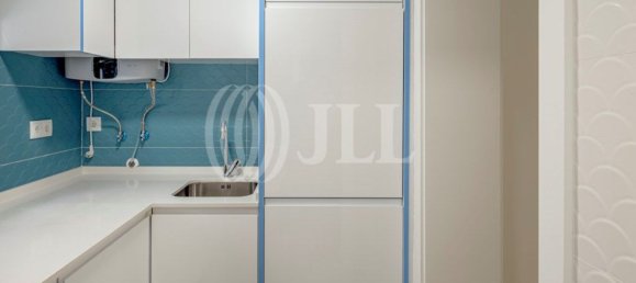 180m² Building in Lisbon, Portugal No. 139666 12