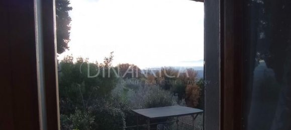 5 rooms House in Vinci, Italy No. 230279 14