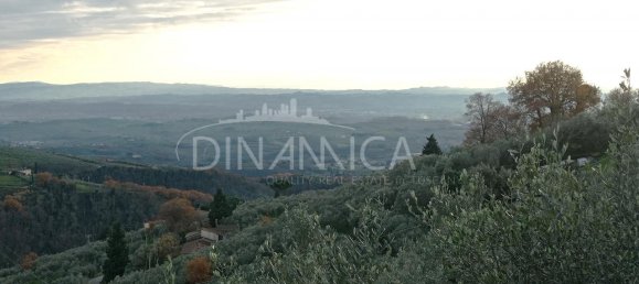 5 rooms House in Vinci, Italy No. 230279 2