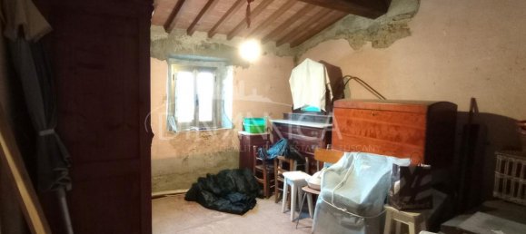 5 rooms House in Vinci, Italy No. 230279 11