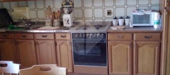 7 rooms Apartment in Sutri, Italy No. 12999 2