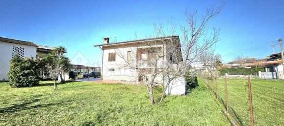 3 bedrooms Villa in Montignoso, Italy No. 48869 27