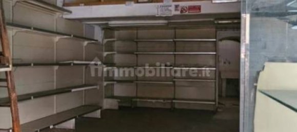 2 rooms Commercial property in Naples, Italy No. 315838 9