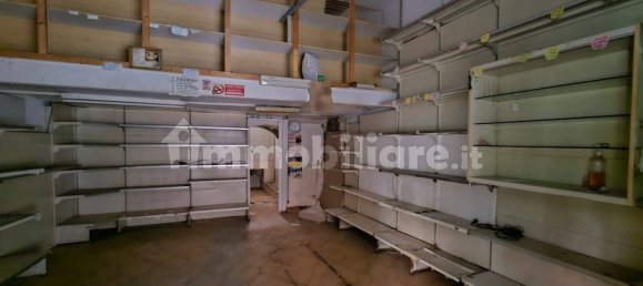 2 rooms Commercial property in Naples, Italy No. 315838 6
