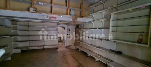 2 rooms Commercial property in Naples, Italy No. 315838 5