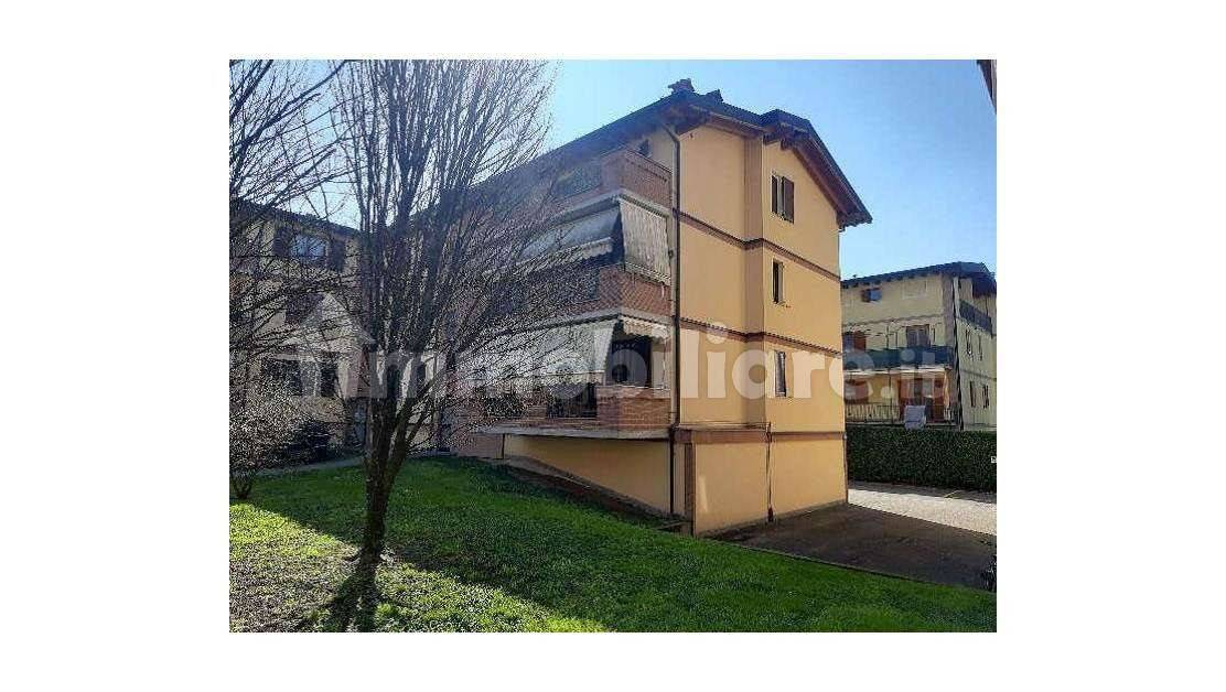 Apartamento T3 em Truccazzano, Italy N.º 276171