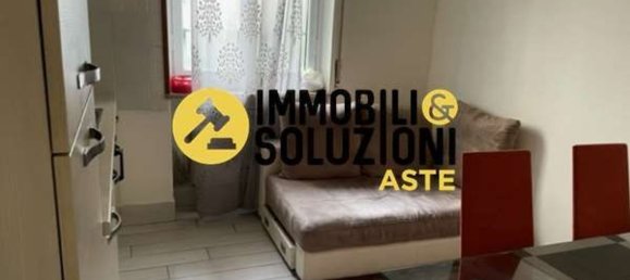 2غرفة شقة في Vigevano, Italy رقم 196888 4