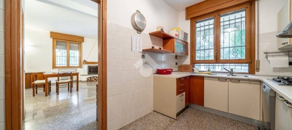 4 Schlafzimmer Haus in Novellara, Italy, Nr. 265268 11