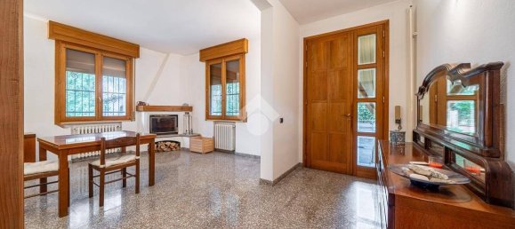 4 Schlafzimmer Haus in Novellara, Italy, Nr. 265268 7