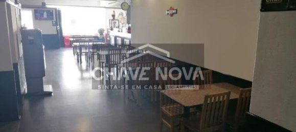 251m² Commercial property in Povoa de Varzim, Portugal No. 49256 4