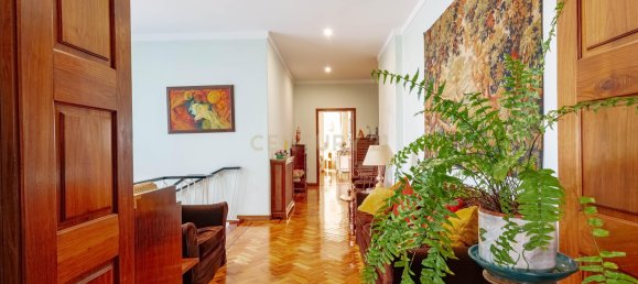 6 bedrooms Villa in Porto, Portugal No. 123557 11