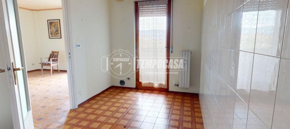 2 bedrooms Apartment in Brandizzo, Italy No. 348711 8