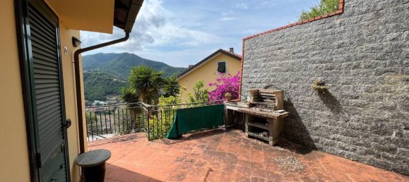 Квартира с 3 комнатами в Казарца Лигуре, Италия № 176087 3