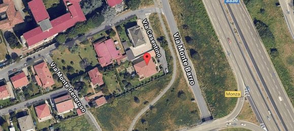 4 bedrooms Villa in Monza, Italy No. 279130 2