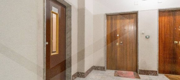 2 bedrooms Apartment in Ciampino, Italy No. 24703 6