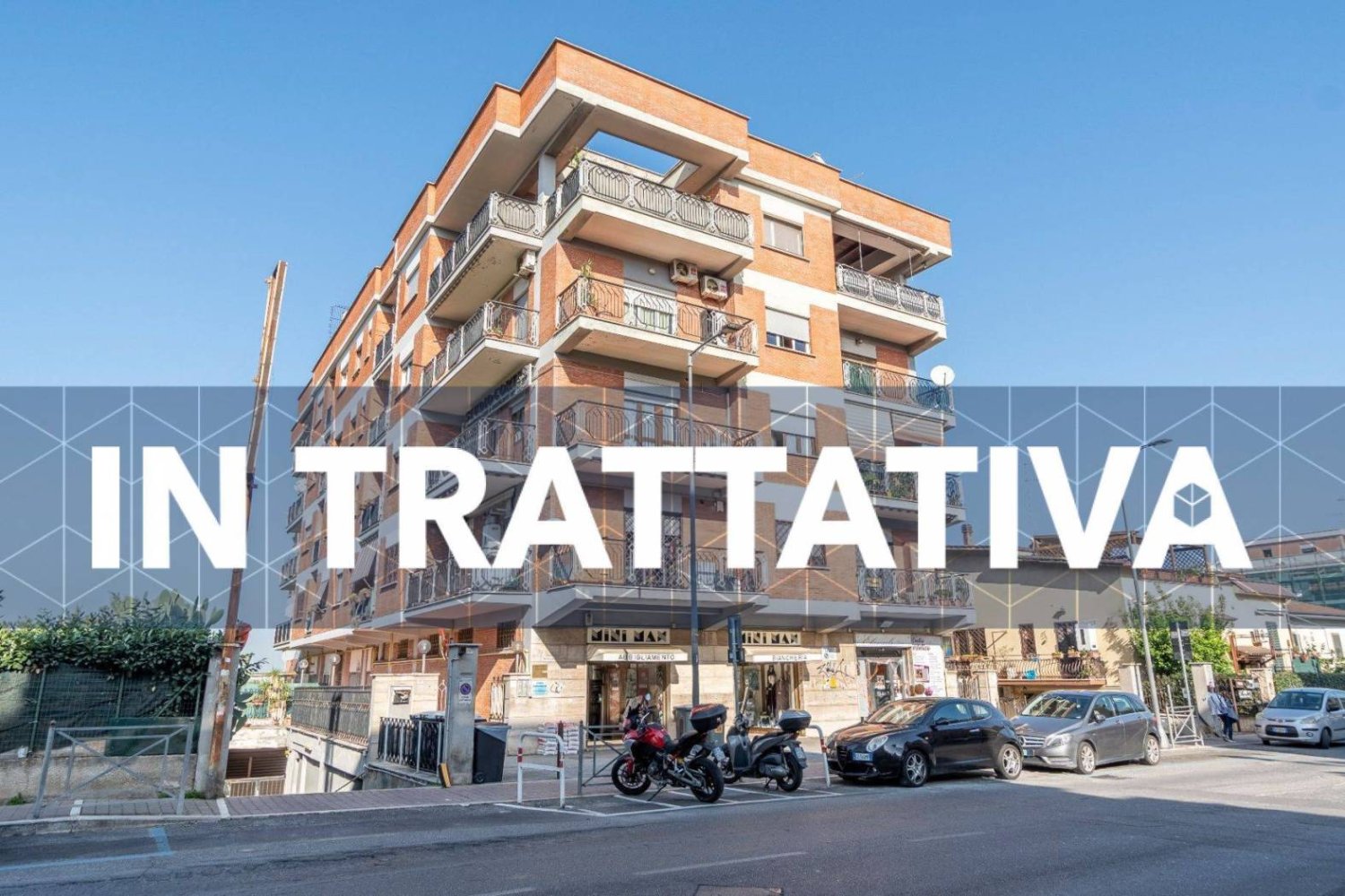 2 bedrooms Apartment in Ciampino, Italy No. 24703