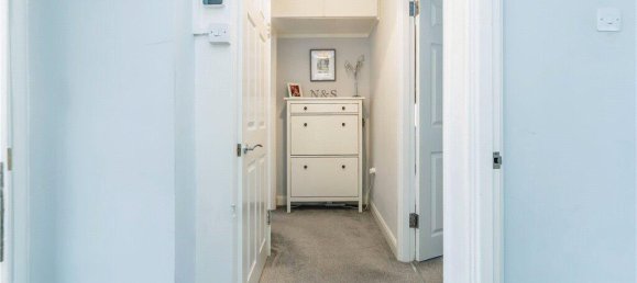 Maisonette de 2 dormitorios en Croydon, United Kingdom No. 8150 9