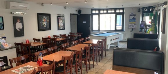 123m² Commercial property in Outreau, France No. 265065 2