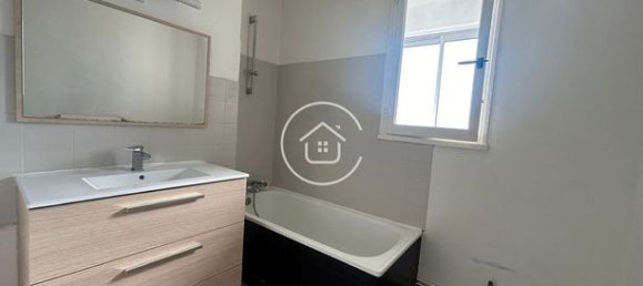 2 bedrooms Apartment in Blois, France No. 303734 8