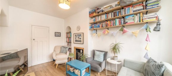 2 bedrooms House in London, United Kingdom No. 12929 14