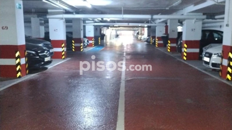  Garage in Fuengirola, Spain No. 200122