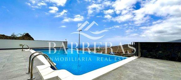 4 غرف نوم فيلا في Adeje, Spain رقم 89417 17