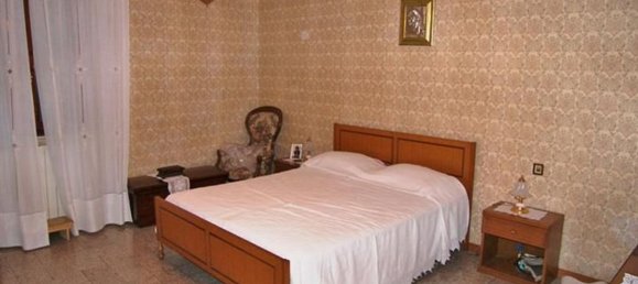 Studio in Torrita di Siena, Italy, Nr. 91109 2