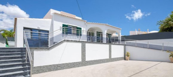 3 Schlafzimmer Haus in Ferreiras, Portugal, Nr. 104592 9