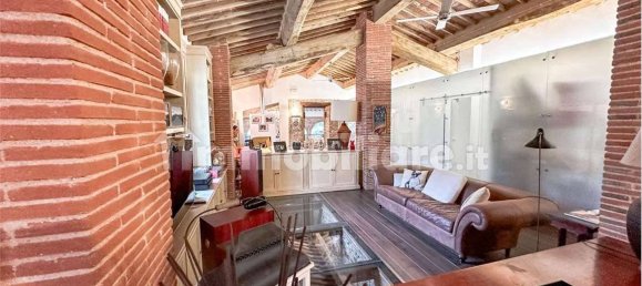 Apartamento de 3 dormitorios en Pietrasanta, Italy No. 308614 4