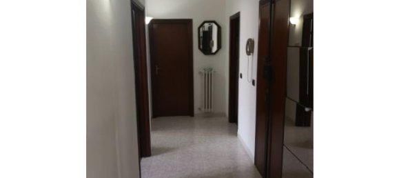 3 rooms Apartment in San Vincenzo, Italy No. 252593 2
