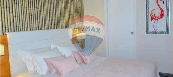 683m² Building in Nazare, Portugal No. 82187 42