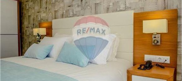 683m² Building in Nazare, Portugal No. 82187 13